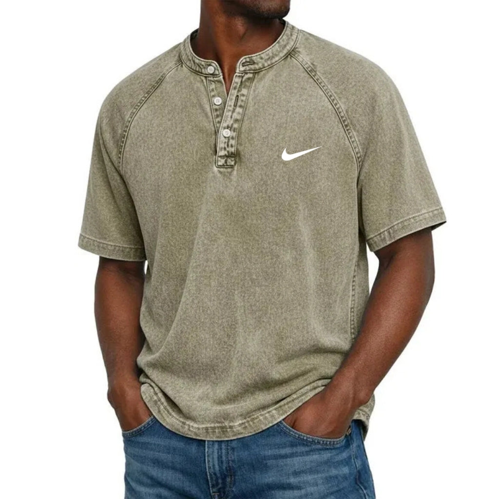 T-Shirt Henley a Manica Corta con Texture Lavata