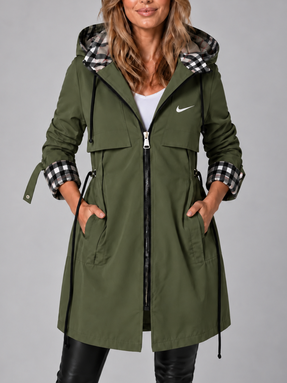 Cappotto Lungo da Donna con Cappuccio e Zip