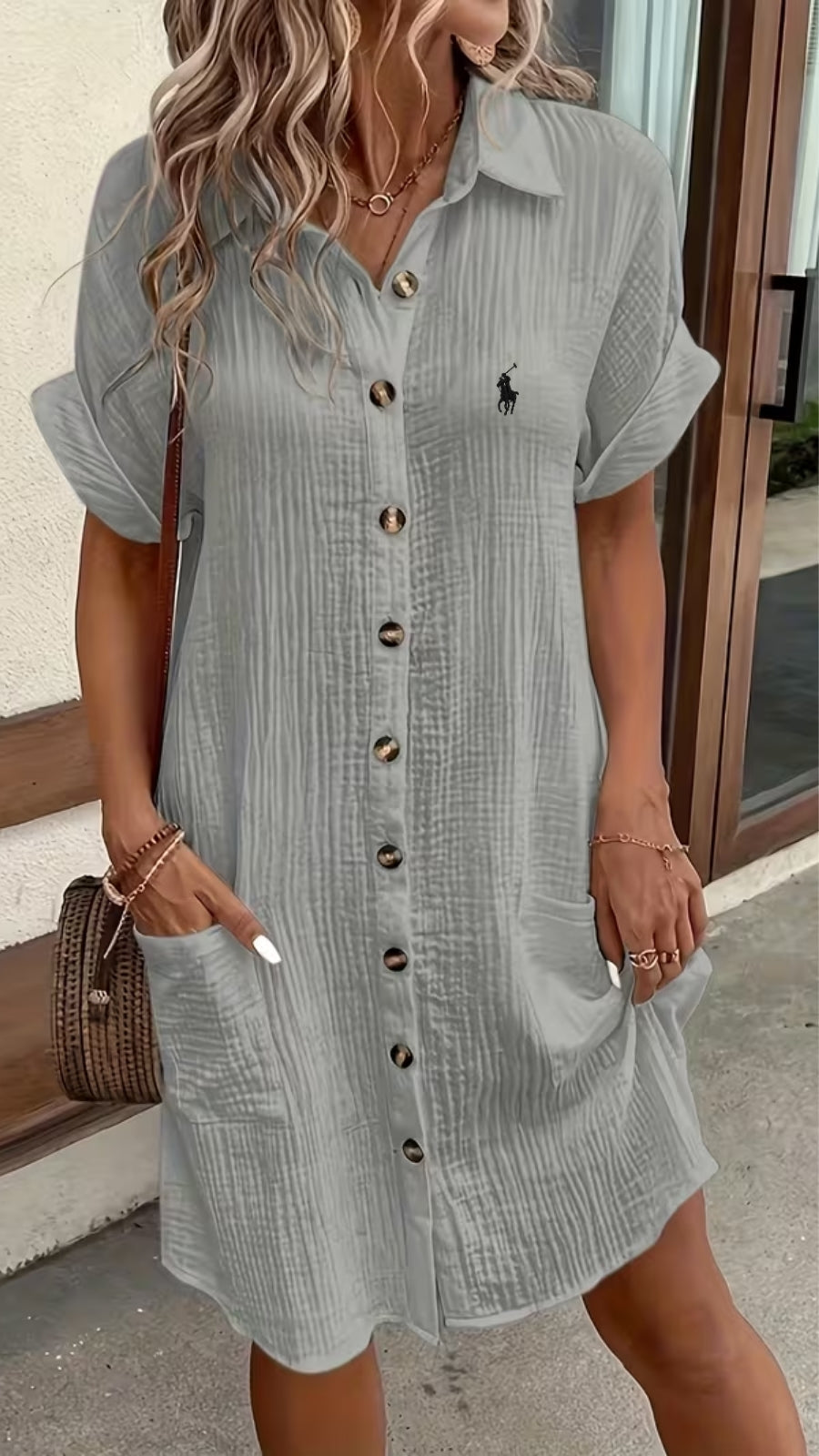 Abito Camicia con Bottoni Texturizzati — Vendita di Liquidazion