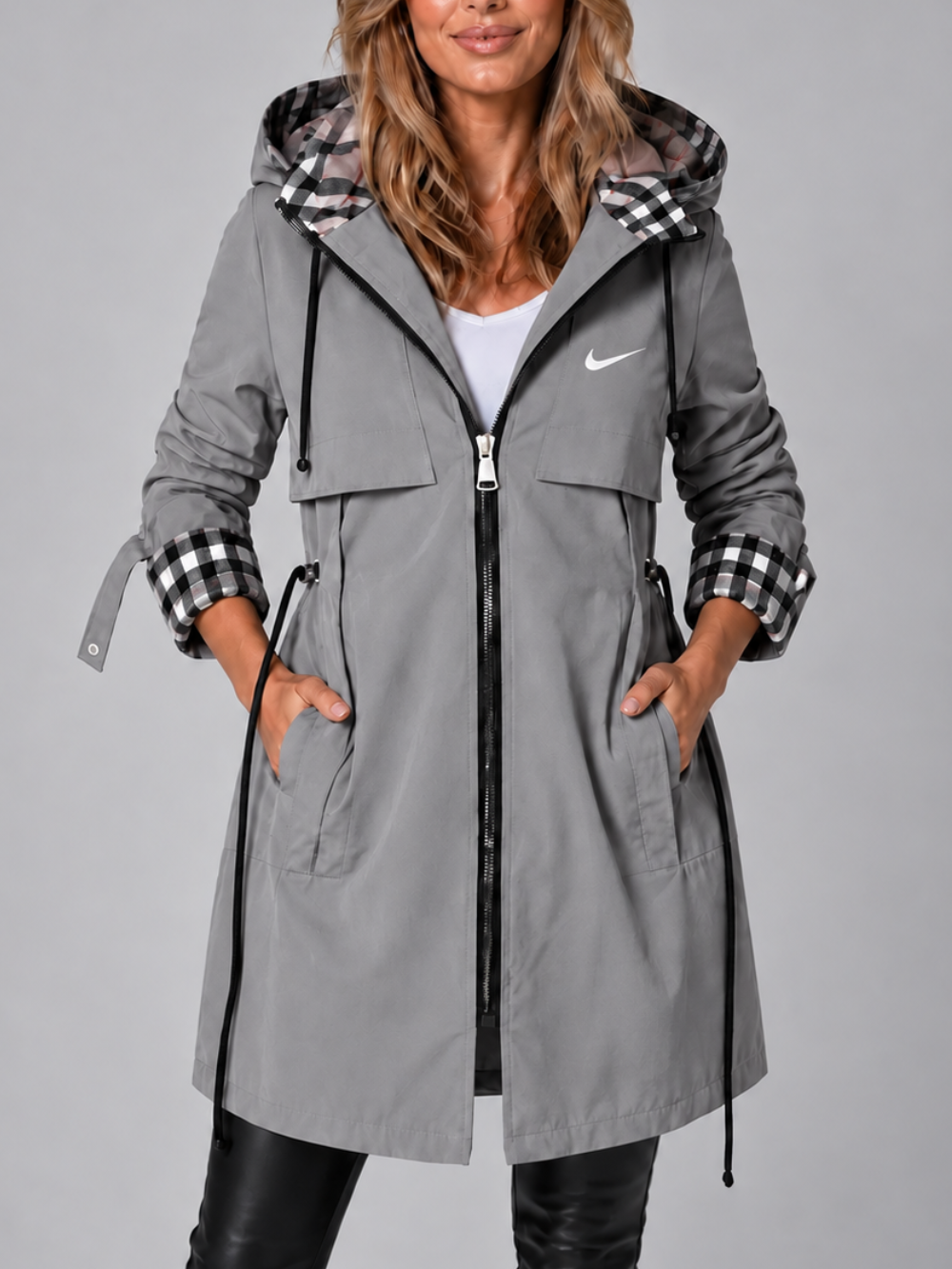 Cappotto Lungo da Donna con Cappuccio e Zip