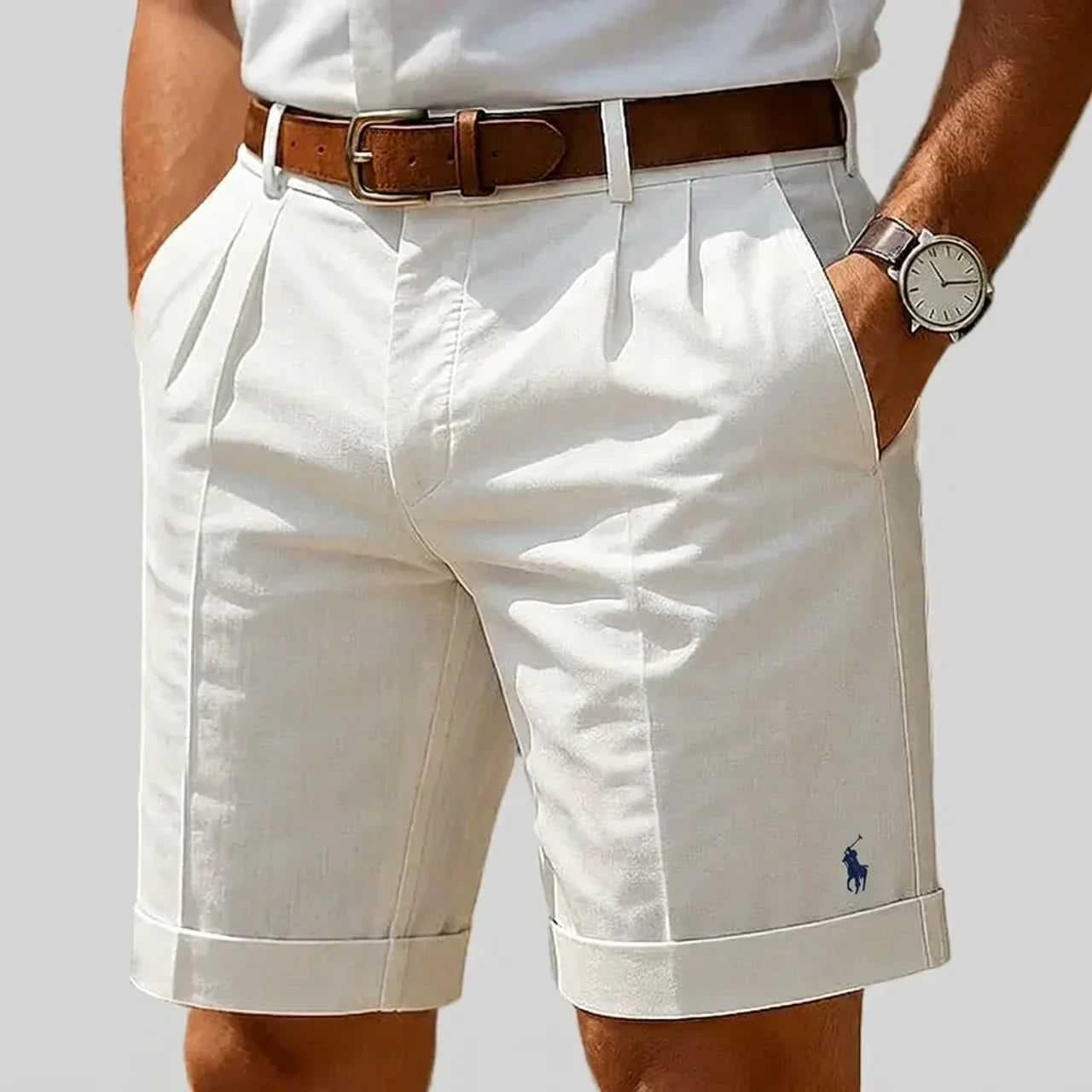 Pantaloni Corti Eleganti con Pieghe da Uomo — Vendita di Liquidazione