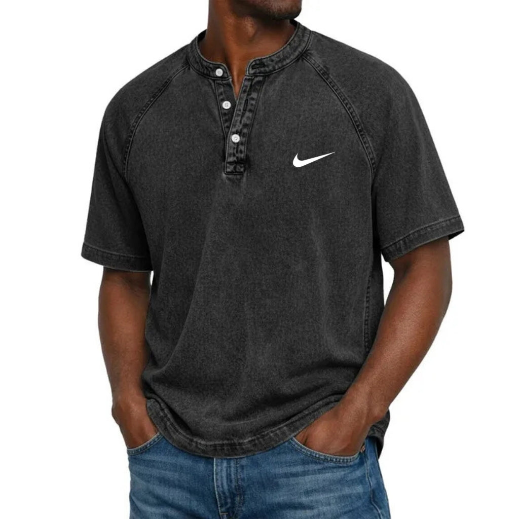 T-Shirt Henley a Manica Corta con Texture Lavata