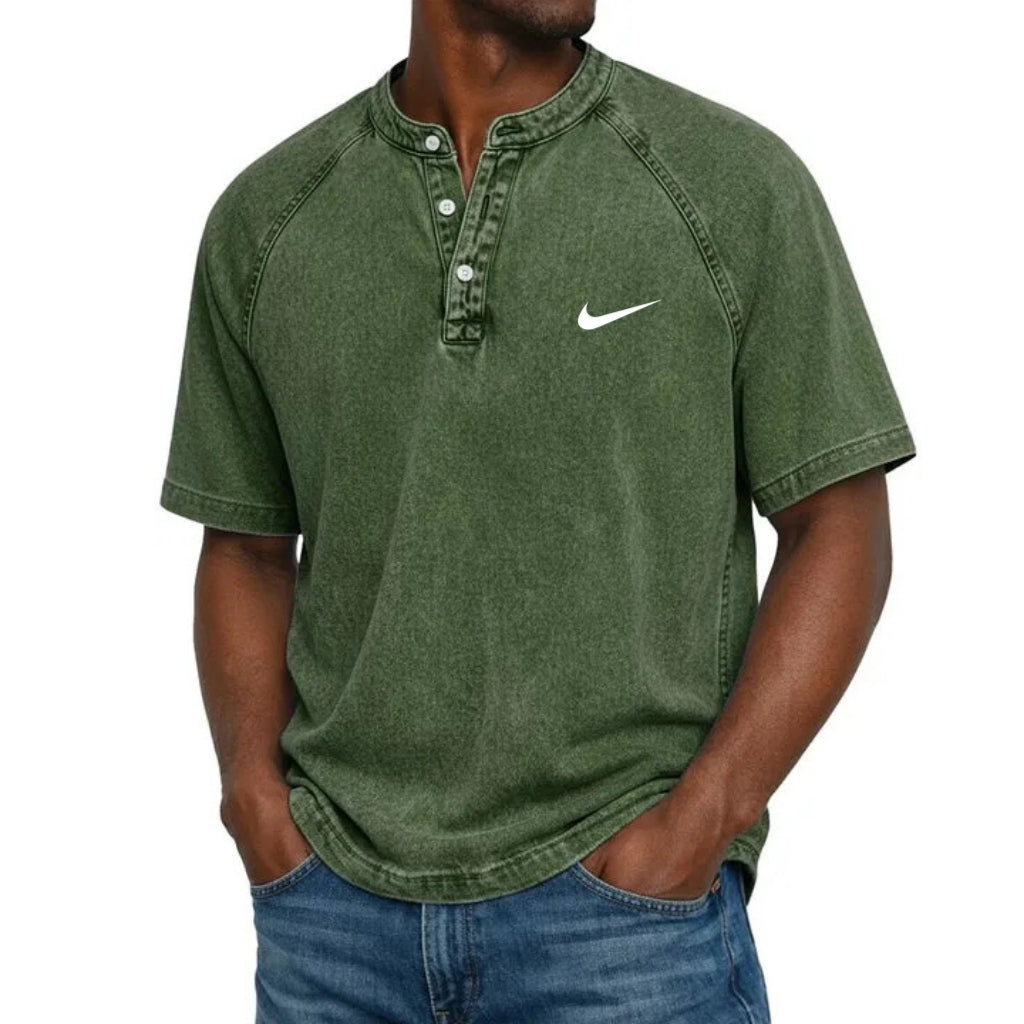 T-Shirt Henley a Manica Corta con Texture Lavata