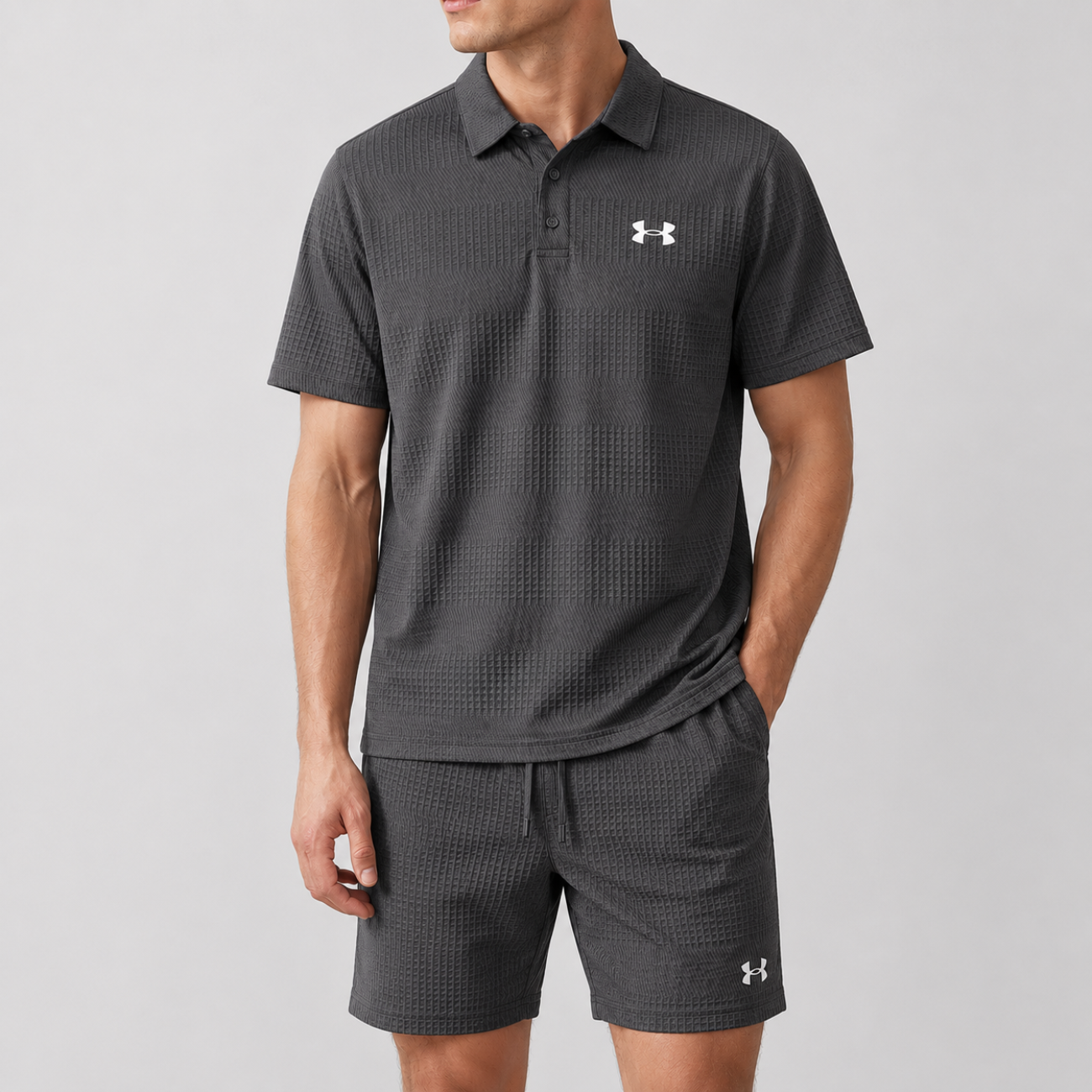 Completo Polo e Pantaloni — Vendita in Liquidazione