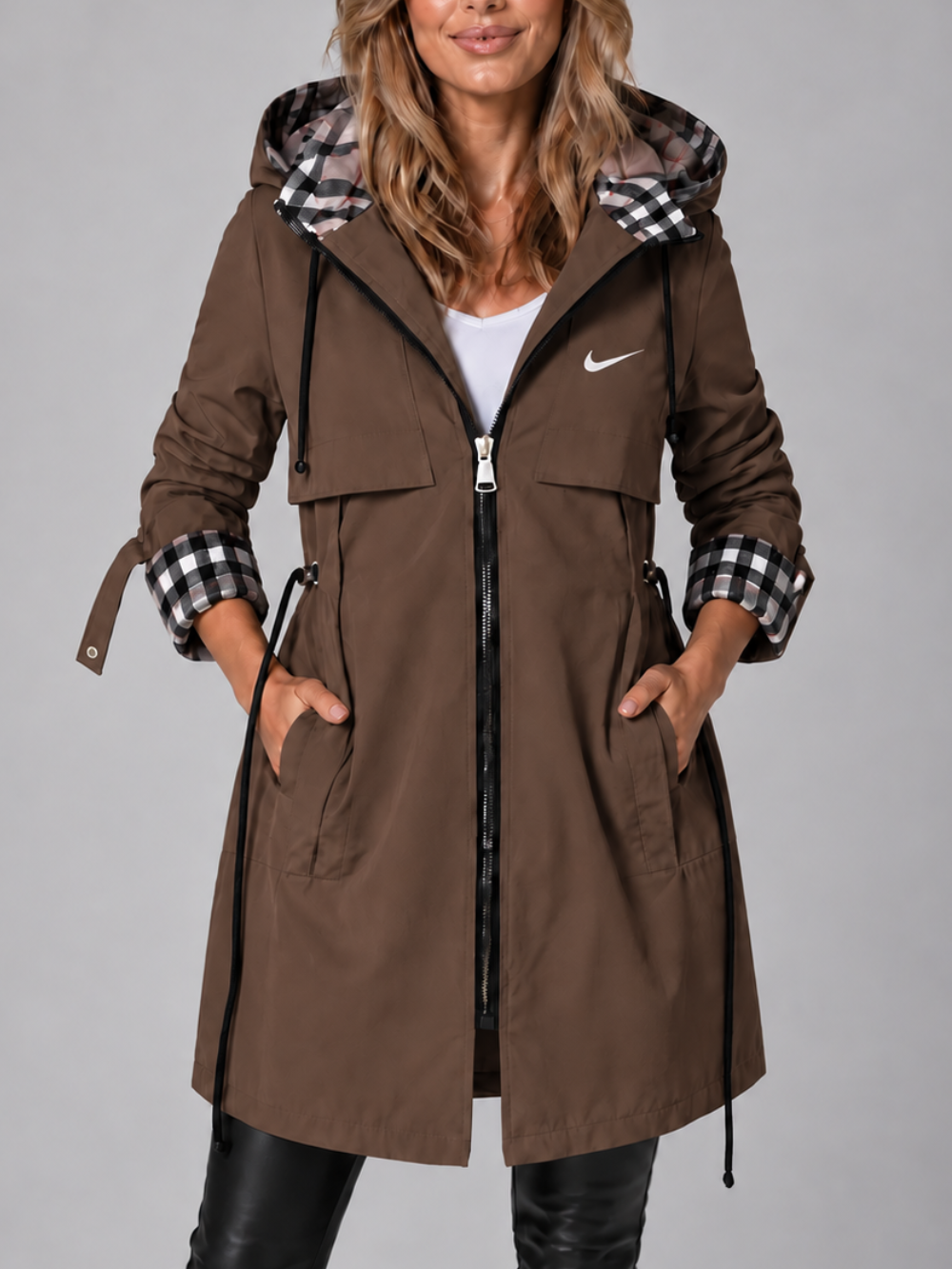 Cappotto Lungo da Donna con Cappuccio e Zip