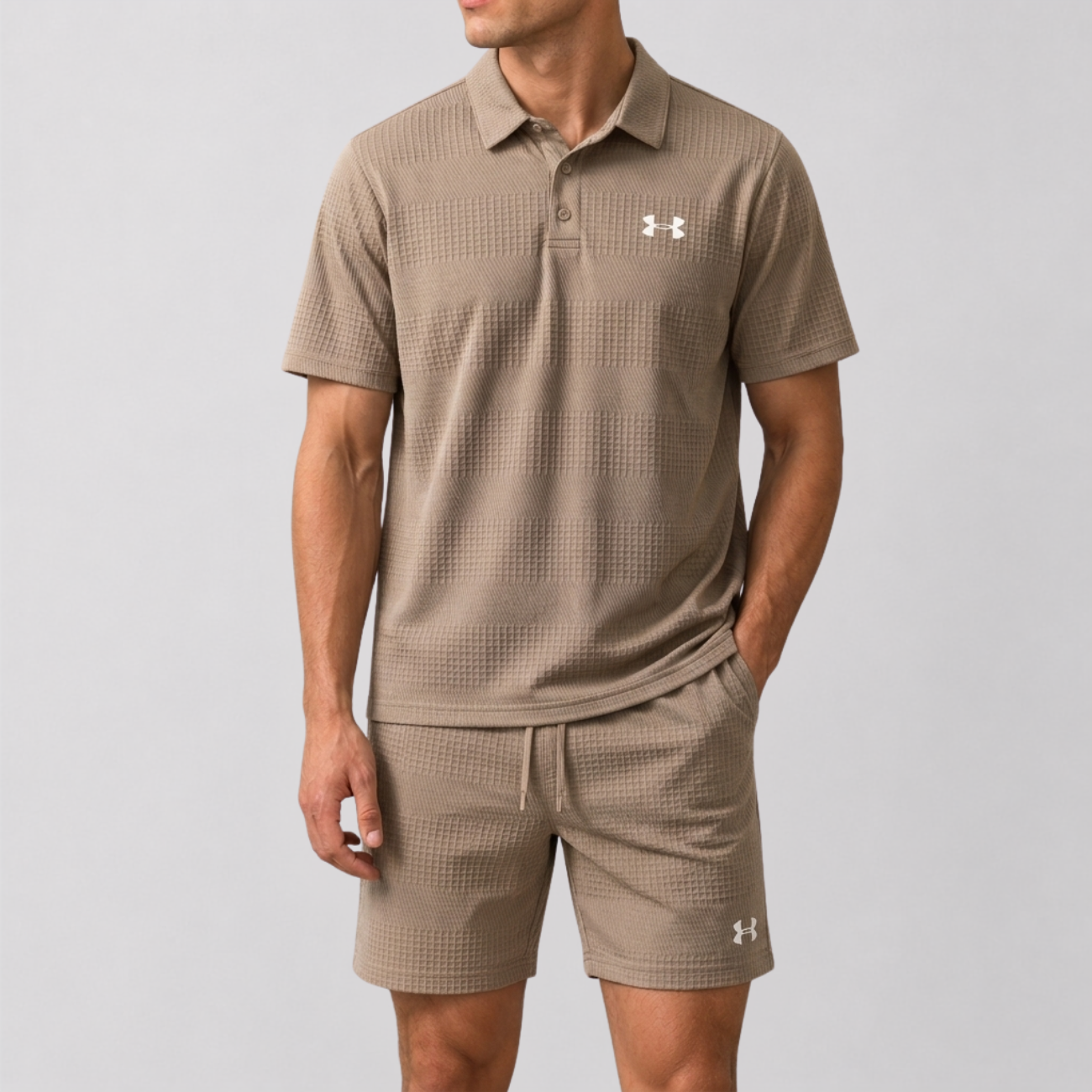 Completo Polo e Pantaloni — Vendita in Liquidazione